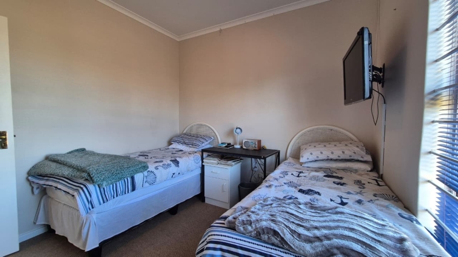 3 Bedroom Property for Sale in Country Club Western Cape